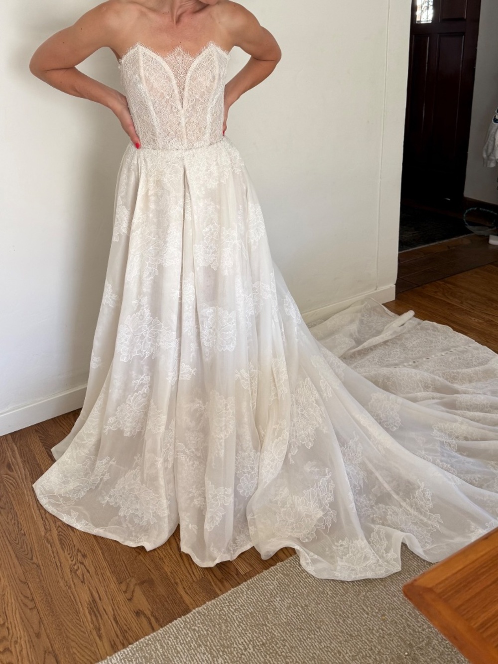 Wedding Dress - Picture 2 of 15